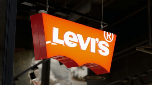 Levi-Strauss-wants-to-capitalize-on-commercial-vacancies-as-it-expands-its-footprint,-the-CEO-says