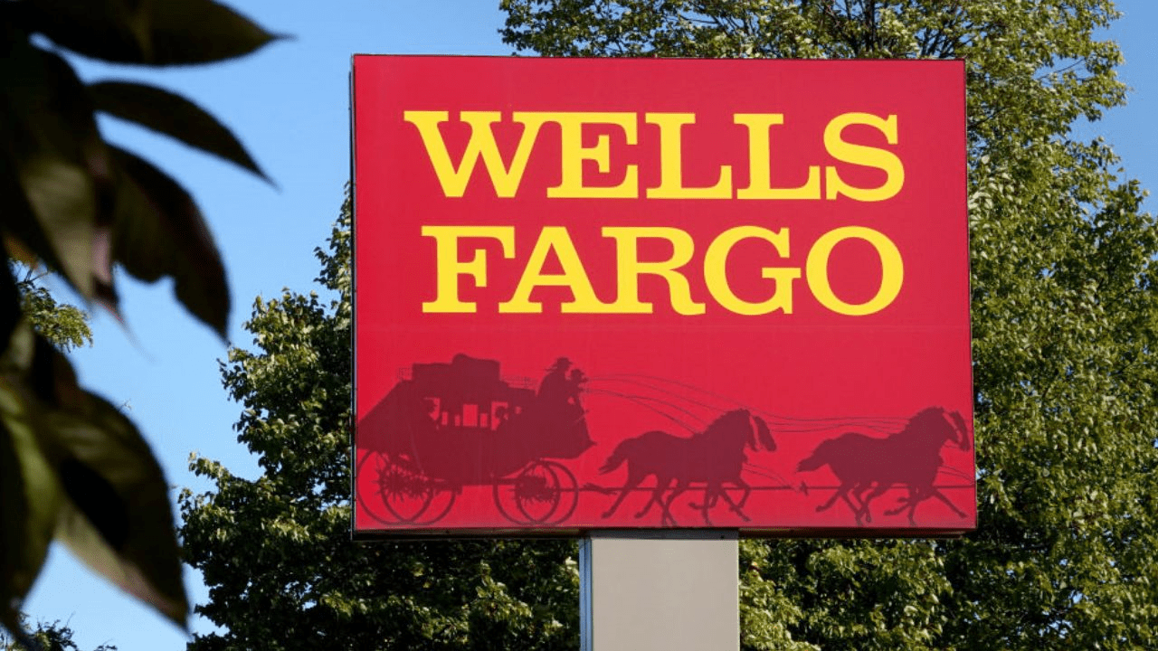 Wells-Fargo-says-that-it's-shuttering-all-personal-lines-of-credit