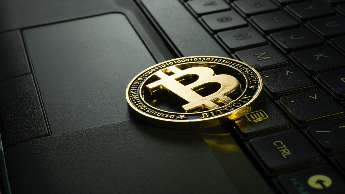 Bitcoin declines below $21,000 shortly as the crypto sell-off resumes