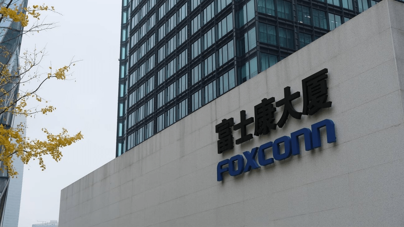 Foxconn's Covid China factory is nearing full display, according to sources